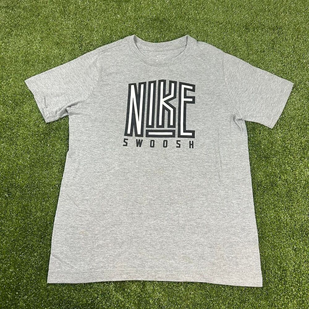 Nike Men's Grey T-shirt